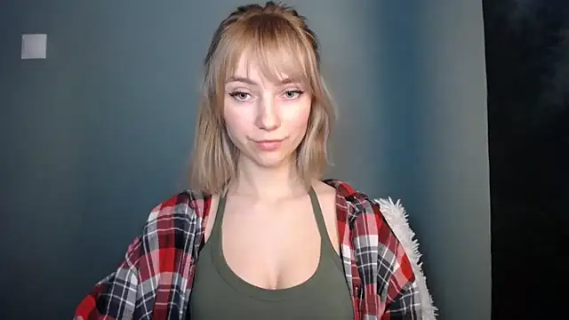 LuciaYoung online show from 02-23-26, 08:06