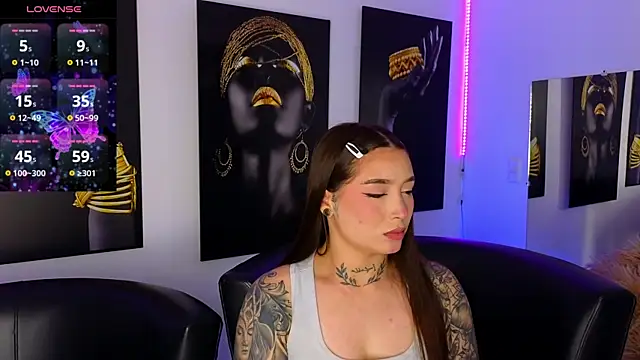  brenna hanson online show from 02-14-25, 07:02