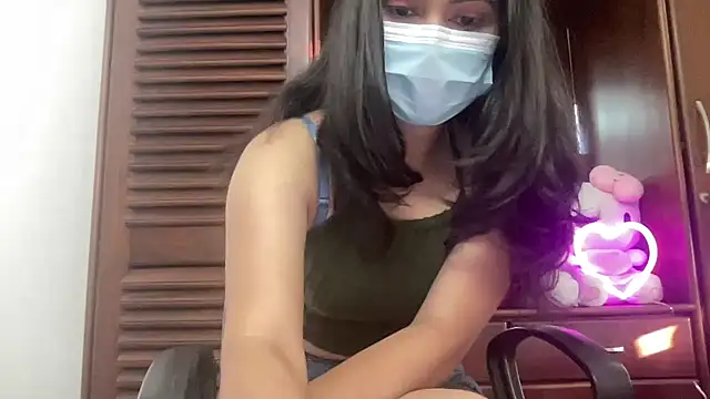 Princess Lily online show from 02-10-25, 11:46