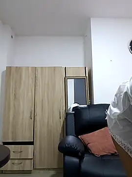 Issa Km  online show from 03-29-26, 12:43