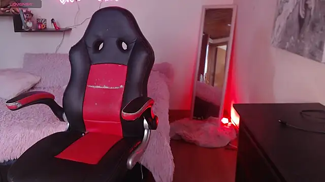 MissDennise online show from 09-24-25, 06:00