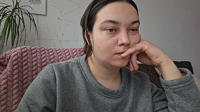 Cyndee Winter online show from 02-06-26, 02:20