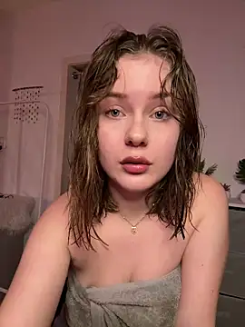 MaribelRiver online show from 02-20-25, 12:19