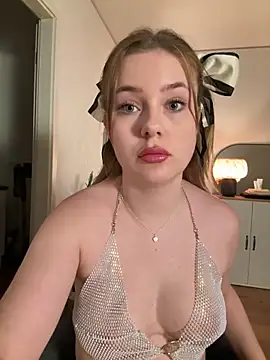 MaribelRiver online show from 09-29-25, 07:30