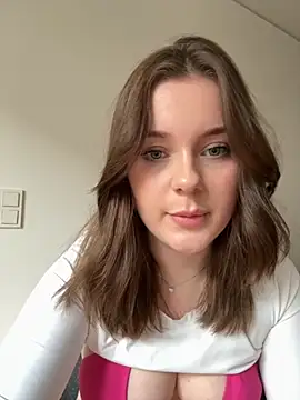 MaribelRiver online show from 10-22-25, 10:59