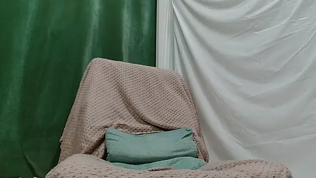 Luckyalice 4u online show from 04-10-26, 09:25