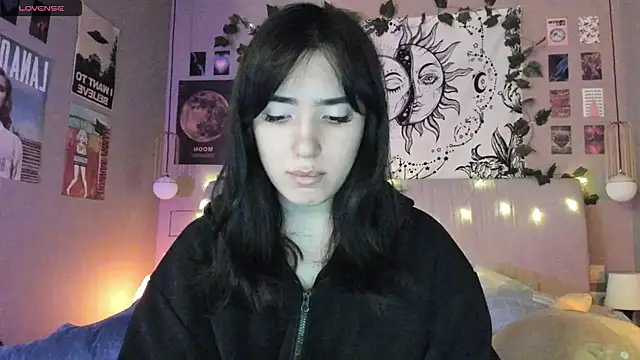 Snapshot of Anisawithlove chatting on 01-01-25, 06:06 Anisawithlove online show from 01-01-25, 06:06