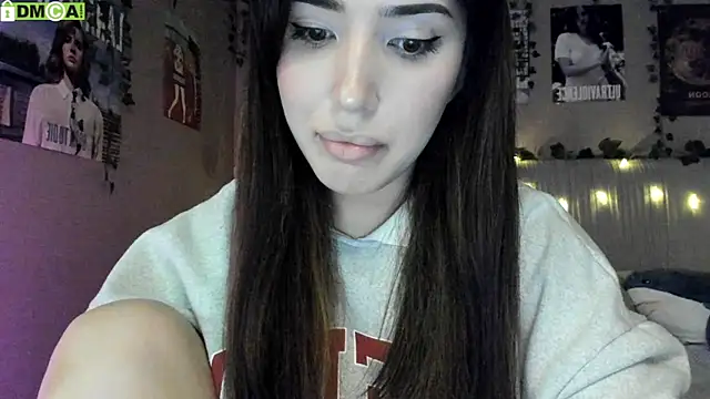 Snapshot of Anisawithlove chatting on 09-27-25, 05:23 Anisawithlove online show from 09-27-25, 05:23