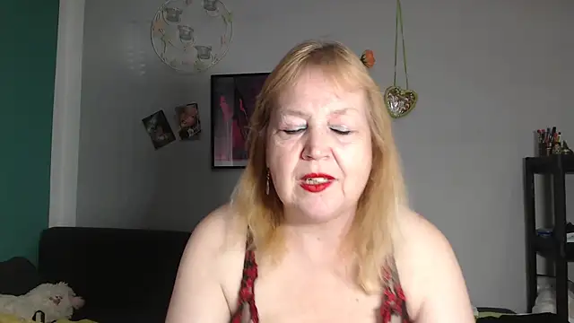 Blasflittchen online show from 04-18-26, 02:10