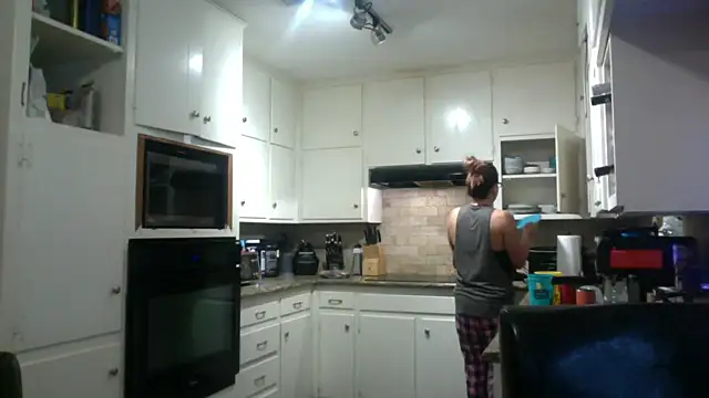 Snapshot of bella8769 chatting on 02-26-26, 02:38 bella8769 online show from 02-26-26, 02:38