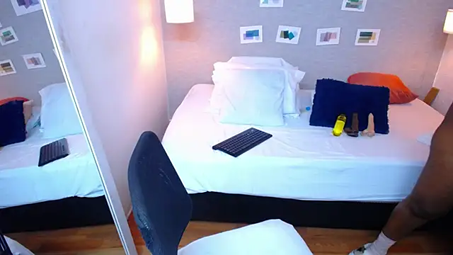 Snapshot of kiara_evanss chatting on 01-16-25, 05:01 kiara evanss online show from 01-16-25, 05:01