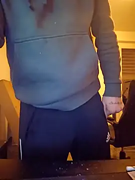 Snapshot of Daddyslegacy chatting on 01-22-25, 10:37 Daddyslegacy online show from 01-22-25, 10:37