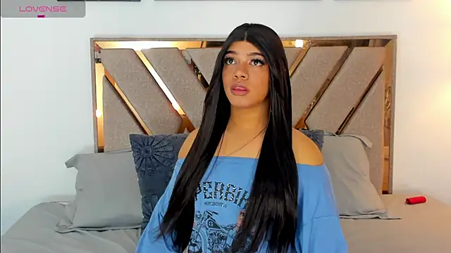 Snapshot of Hanz_sex chatting on 12-13-24, 05:38 Hanz sex online show from 12-13-24, 05:38