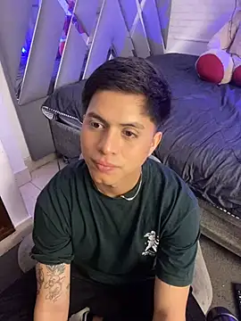 Niicky1  online show from 12-22-24, 08:36