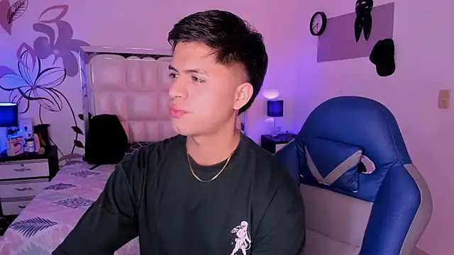 Niicky1  online show from 01-15-25, 09:09