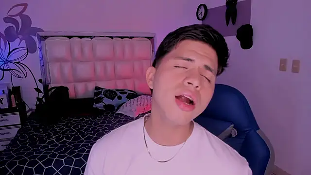 Niicky1  online show from 01-18-25, 08:30