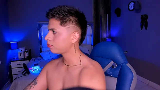 Niicky1  online show from 09-24-25, 03:32