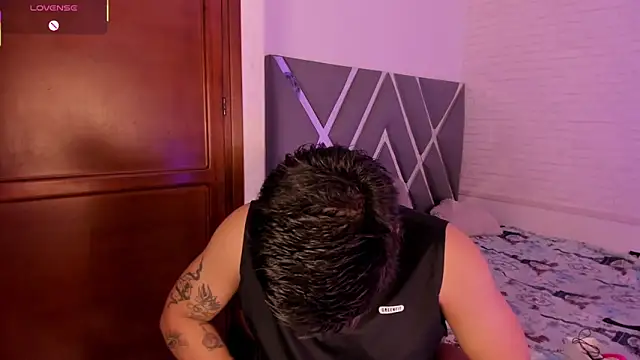 Niicky1  online show from 02-25-26, 03:21