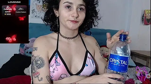 kitty22  online show from 10-04-25, 01:53