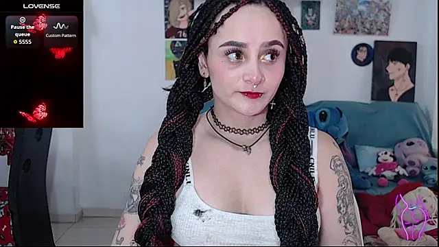 kitty22  online show from 12-04-25, 02:48