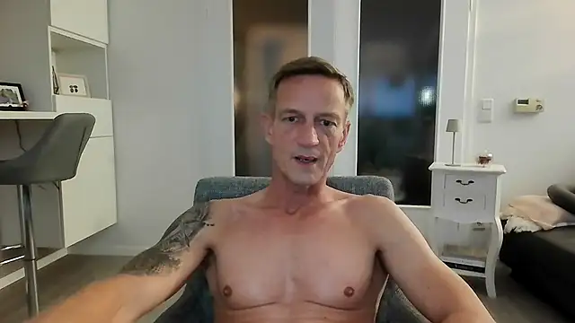 dirks71 online show from 09-08-25, 05:12