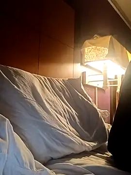 Snapshot of Treemandude chatting on 09-13-25, 06:29 Treemandude online show from 09-13-25, 06:29