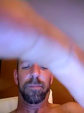 Snapshot of Treemandude chatting on 11-29-25, 04:59 Treemandude online show from 11-29-25, 04:59