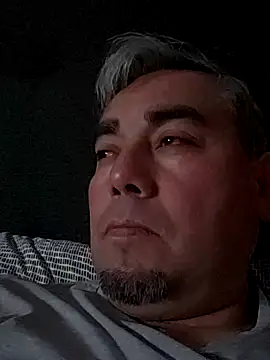 Snapshot of Manolete007x chatting on 03-18-25, 04:26 Manolete007x online show from 03-18-25, 04:26