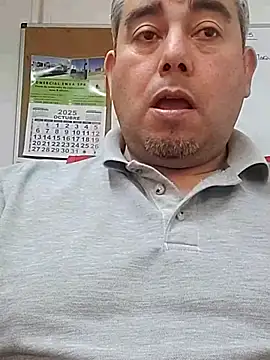 Snapshot of Manolete007x chatting on 11-07-25, 08:42 Manolete007x online show from 11-07-25, 08:42