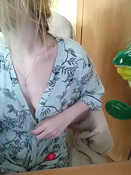 Elza kom online show from 01-03-25, 05:39