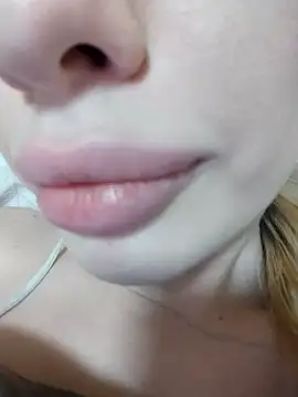 Elza kom online show from 02-21-25, 12:28