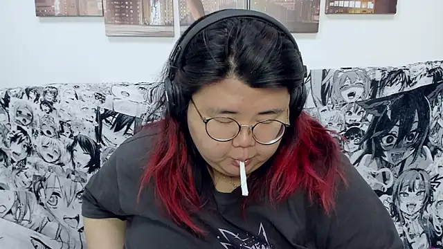 Snapshot of Nadine_asian chatting on 12-29-24, 07:50 Nadine asian online show from 12-29-24, 07:50