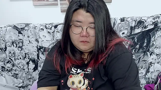 Snapshot of Nadine_asian chatting on 01-04-25, 11:22 Nadine asian online show from 01-04-25, 11:22