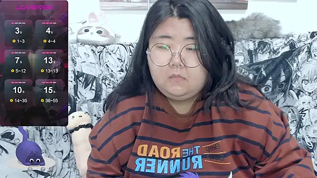 Snapshot of Nadine_asian chatting on 10-04-25, 01:36 Nadine asian online show from 10-04-25, 01:36