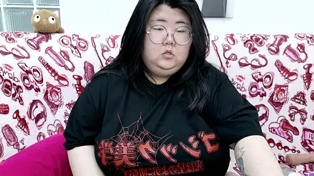 Nadine asian online show from 04-11-26, 07:45