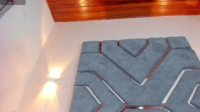 LucciaPorter online show from 02-11-26, 01:16