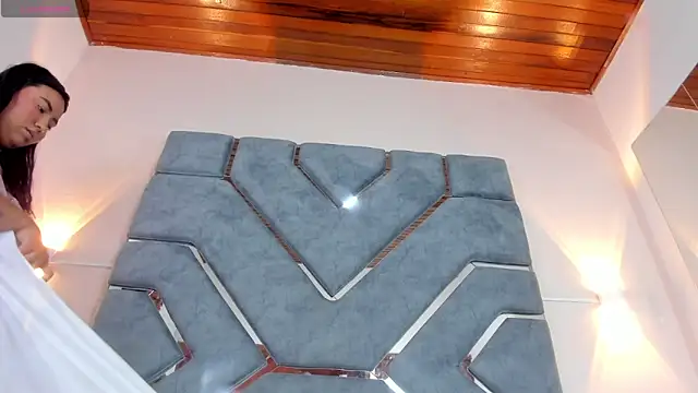 LucciaPorter online show from 02-14-26, 02:03