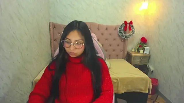 XSmaggiiee online show from 12-31-24, 02:29