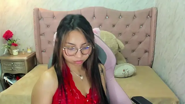 XSmaggiiee online show from 01-15-25, 05:50