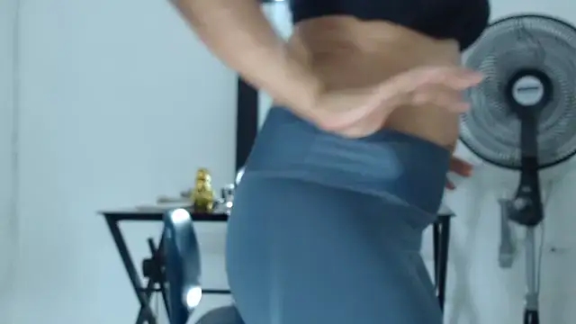 Snapshot of keyla-sensual chatting on 01-11-25, 09:46 keyla-sensual online show from 01-11-25, 09:46