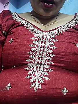 Snapshot of Ritasingh-0461 chatting on 03-08-25, 07:16 Ritasingh-0461 online show from 03-08-25, 07:16