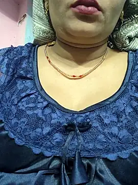 Snapshot of Ritasingh-0461 chatting on 03-10-25, 04:38 Ritasingh-0461 online show from 03-10-25, 04:38