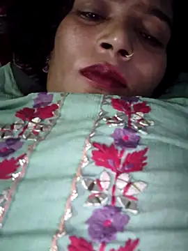 Snapshot of Ritasingh-0461 chatting on 11-09-25, 11:36 Ritasingh-0461 online show from 11-09-25, 11:36