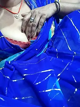 Snapshot of Ritasingh-0461 chatting on 11-12-25, 06:03 Ritasingh-0461 online show from 11-12-25, 06:03