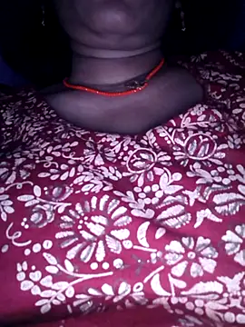 Snapshot of Ritasingh-0461 chatting on 11-15-25, 10:37 Ritasingh-0461 online show from 11-15-25, 10:37