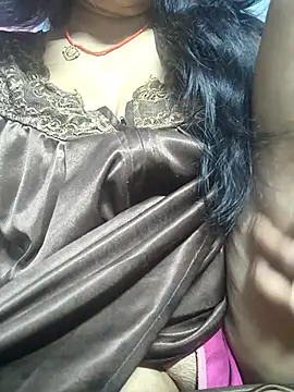 Snapshot of Ritasingh-0461 chatting on 11-16-25, 11:43 Ritasingh-0461 online show from 11-16-25, 11:43