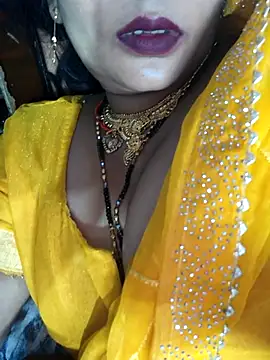 Snapshot of Ritasingh-0461 chatting on 11-21-25, 03:27 Ritasingh-0461 online show from 11-21-25, 03:27