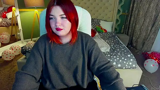 RosieMoons online show from 02-15-25, 05:41