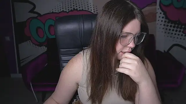 RosieMoons online show from 09-11-25, 07:03