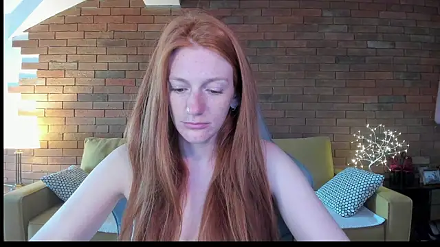 Aliceginger99 online show from 09-19-25, 03:56